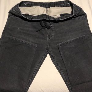 Large Skinny Bullhead Jogger